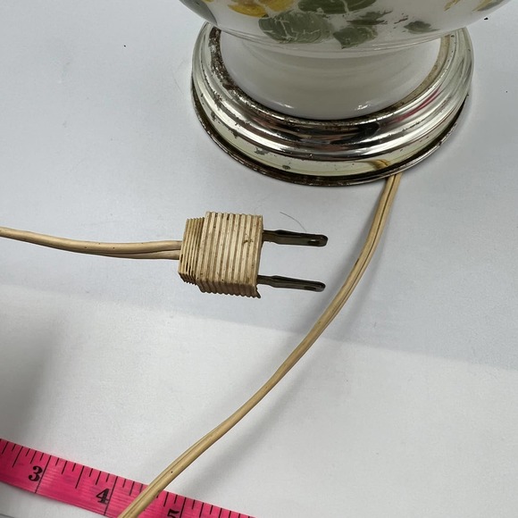 Vintage Underwriters Laboratories Inc. Portable Lamp Hurricane GWTW Parlor - Picture 6 of 13